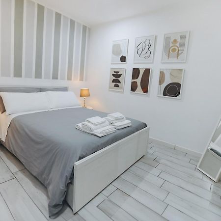 Bnb Quartieri 33 Napoli Eksteriør billede